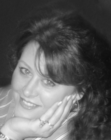 Pamela Howard Photo 23