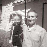 Melanie Burton Photo 18