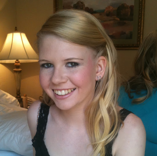 Amanda Chandler Photo 19