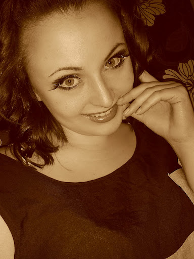 Angela Kirsch Photo 2