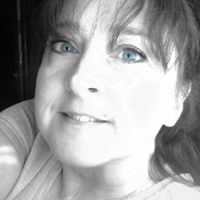 Carolyn Greaves Photo 10