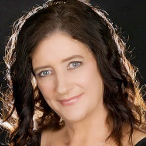 Kerry Gonzalez Photo 19