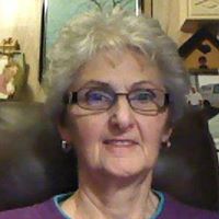 Esther Robinson Photo 28