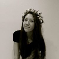 Hayley Richardson Photo 14