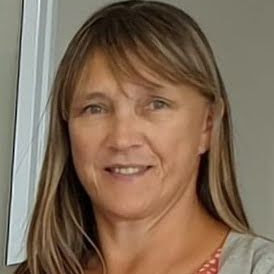Julie Bradley Photo 33