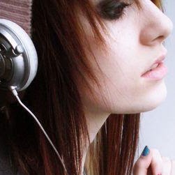 Alexandra Reid Photo 13