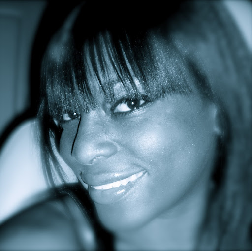 Latoya Garland Photo 6