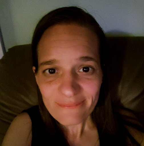 Laura Read Photo 30