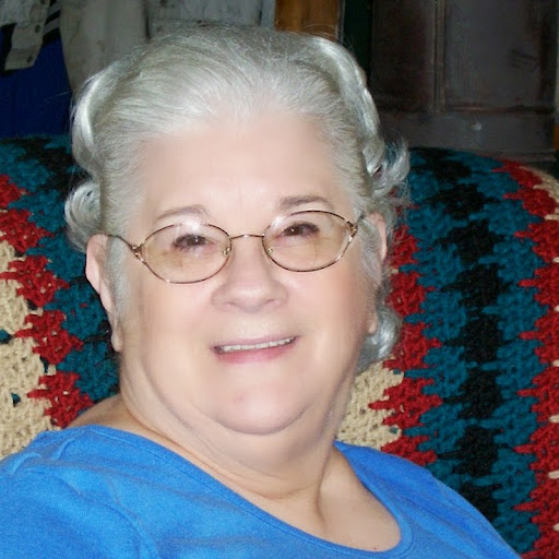 Connie Bigelow Photo 14