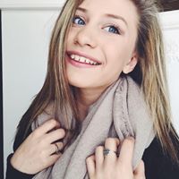 Olivia Cain Photo 14