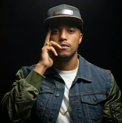 Keith Dixon Photo 32
