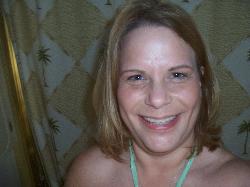 Amy Higgins Photo 39