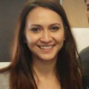 April Henderson Photo 30