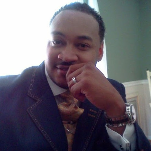 Corey Thompson Photo 27