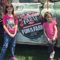 Kari Thompson Photo 48