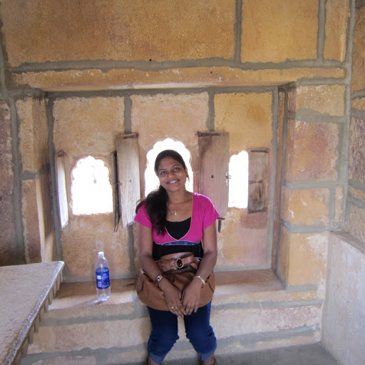 Apurva Agrawal Photo 7