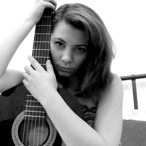 Becky Tyler Photo 10