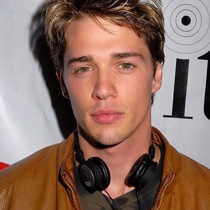 Jesse Hart Photo 27