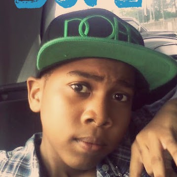 Donovan Henry Photo 28
