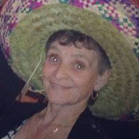 Angie Griffiths Photo 5