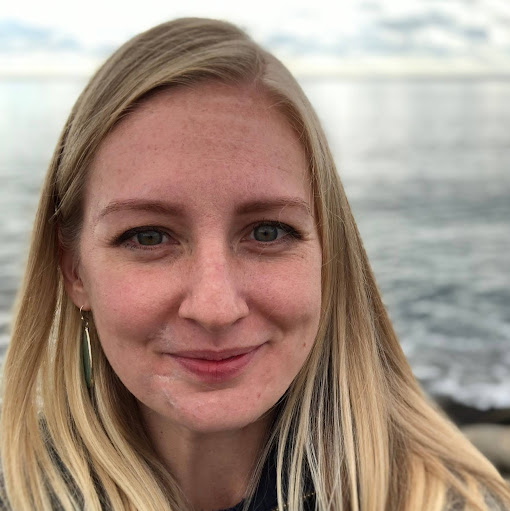 Julia Daly Photo 25