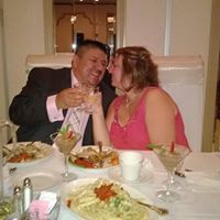 Debra Tucker Photo 32