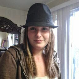Kirsten Aldrich Photo 3