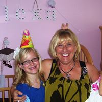 Barbara Friend Photo 24
