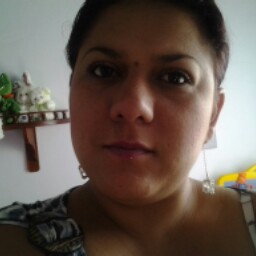 Lina Gaviria Photo 12
