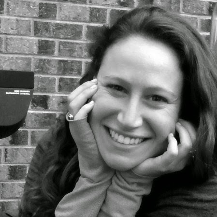 Elizabeth Moser Photo 32