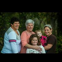 Kimberly Snyder Photo 24