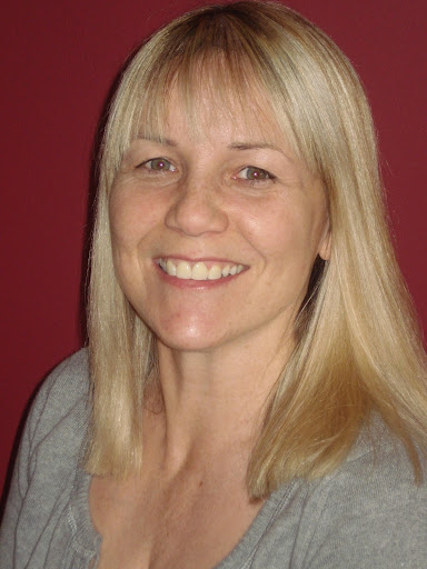 Linda Hamilton Photo 38