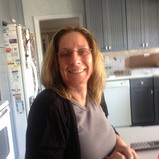 Elizabeth Rich Photo 24
