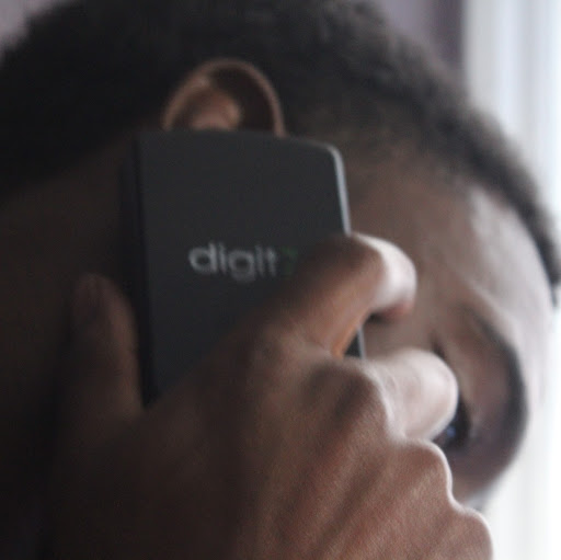 Demetric Robinson Photo 4