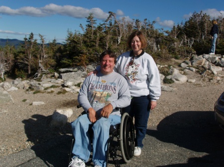 Linda Rowan Photo 40