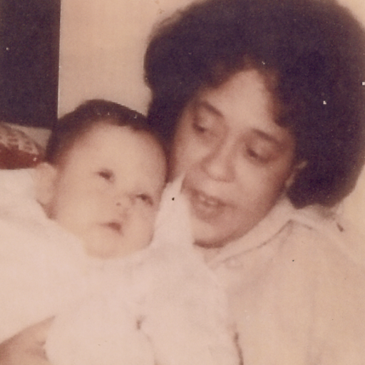 Martha Robinson Photo 37