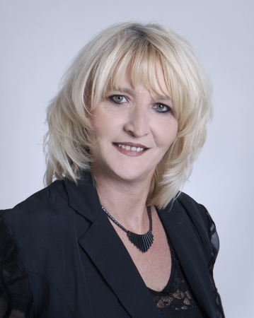 Becky Simpson Photo 17