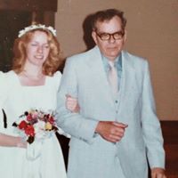 Elizabeth Draper Photo 14
