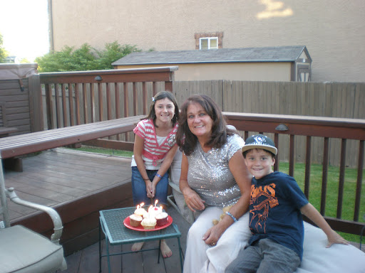 Janet Lund Photo 12