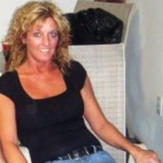 Shelly Wright Photo 16