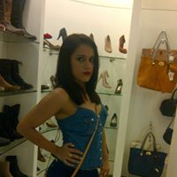 Deborah Andrade Photo 16