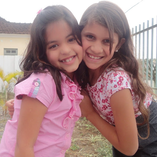 Julia Cruz Photo 31