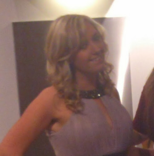 Victoria Sloan Photo 29