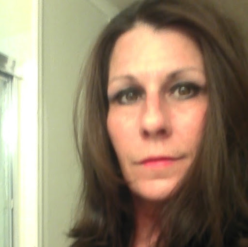 Michelle Crow Photo 14