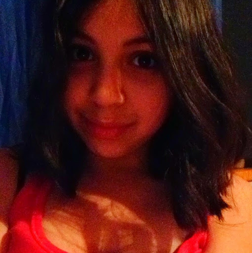 Jennifer Salinas Photo 34