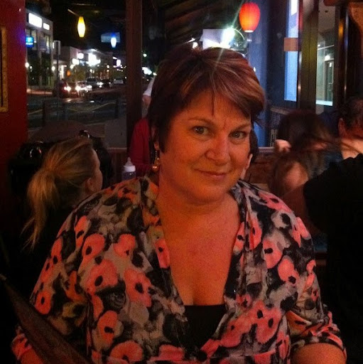 Robyn Robinson Photo 41
