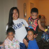 Stephanie Bradford Photo 36