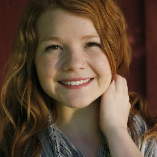 Anna Warren Photo 34
