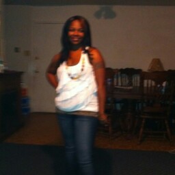Latonya Moore Photo 5