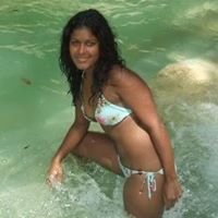Roberta Tucker Photo 13